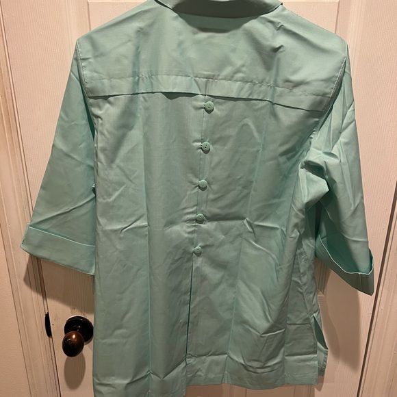 Foxcroft Mint Green Button-Up Shirt - Picture 3 of 4